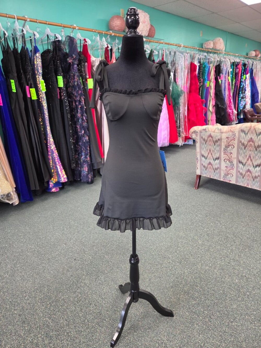 Homecoming Dress Private Label Deka Black Size 2 Short Formal